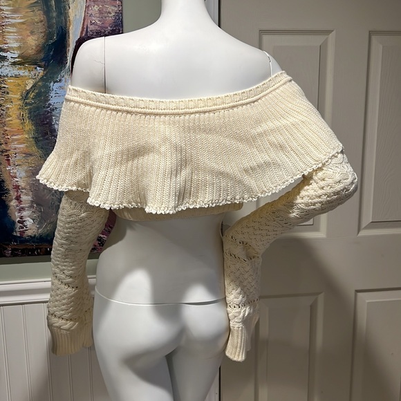💋Philosophy Di Lorenzo Serafini cropped Off Shoulder HandKnit Sweater in Natural - Picture 6 of 13